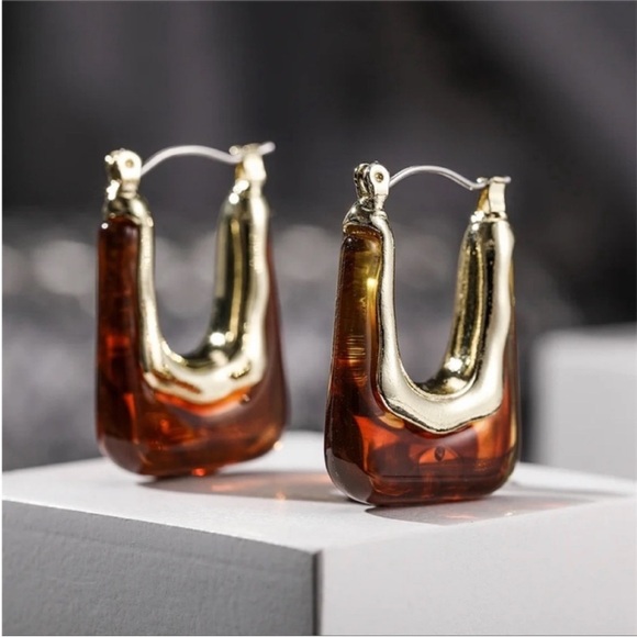Vintage Geometric Resin Hoop Earring Acrylic U-Shaped hoop endless New In style - Picture 1 of 9